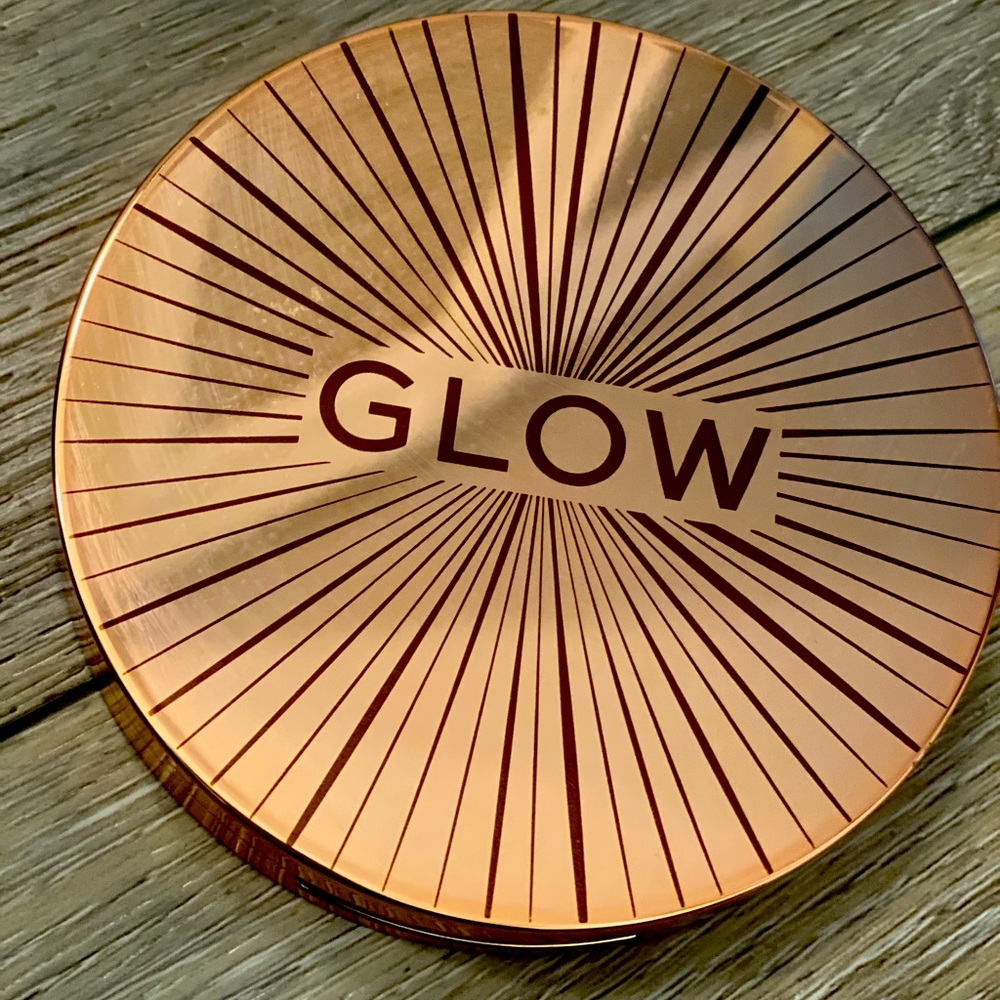 Revolution glow matte bronzer shade deep dark